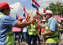 greve servidores Taubaté